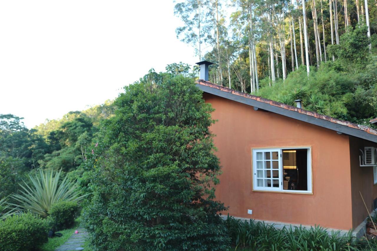 Auberge Suisse Pousada Нова-Фрибургу Экстерьер фото